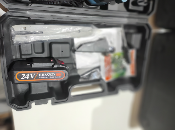 Motosierra eléctrica